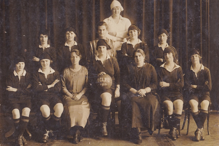 Female soccer team photographed in 1922.