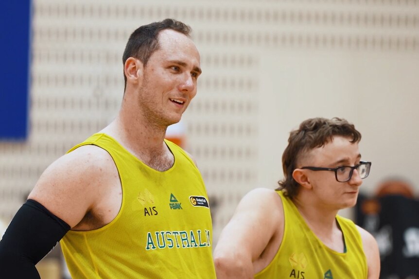 Tom O'Neill-Thorne in a yellow singlet at the AIS.