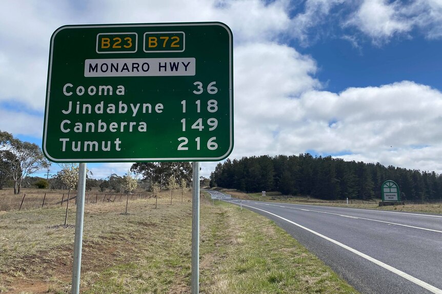 generic sign of the monaro highway at nimmitabel