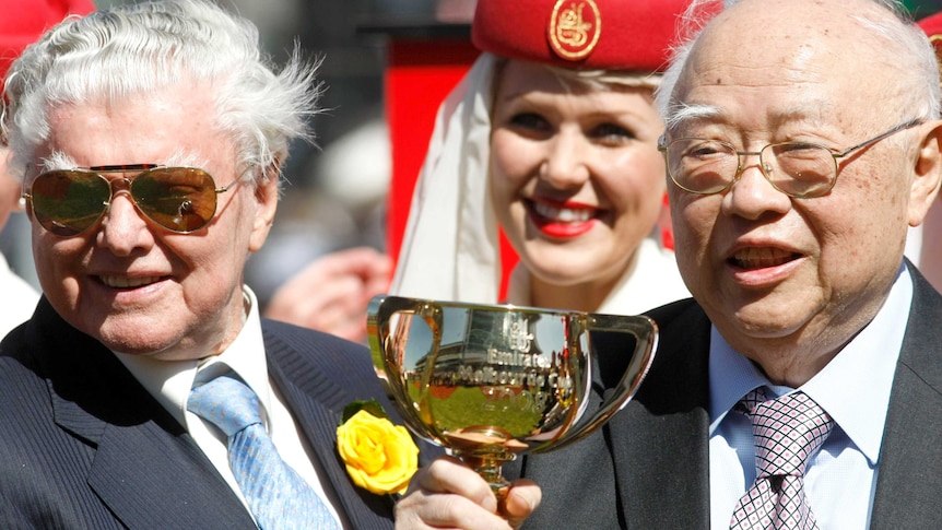 Bart Cummings and Dato Tan Chin Nam after 2008 Melbourne Cup