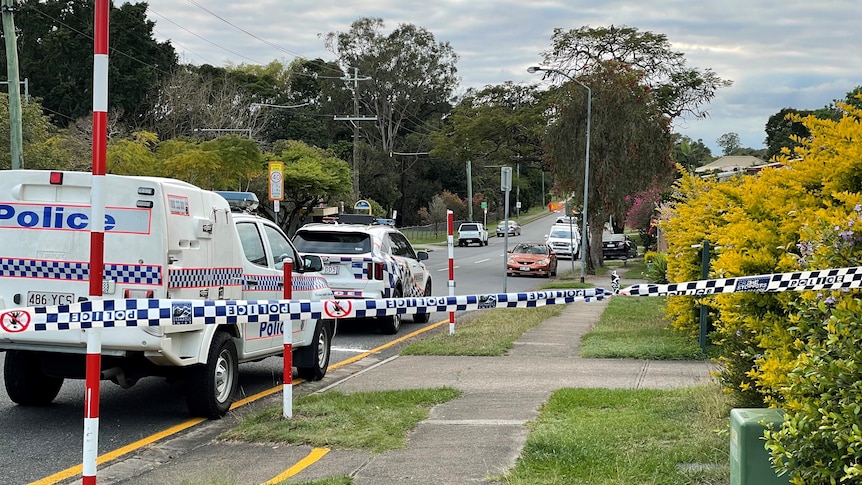 Man shot and killed at home in Brisbane's south-west, school drop-off zone closed for crime scene