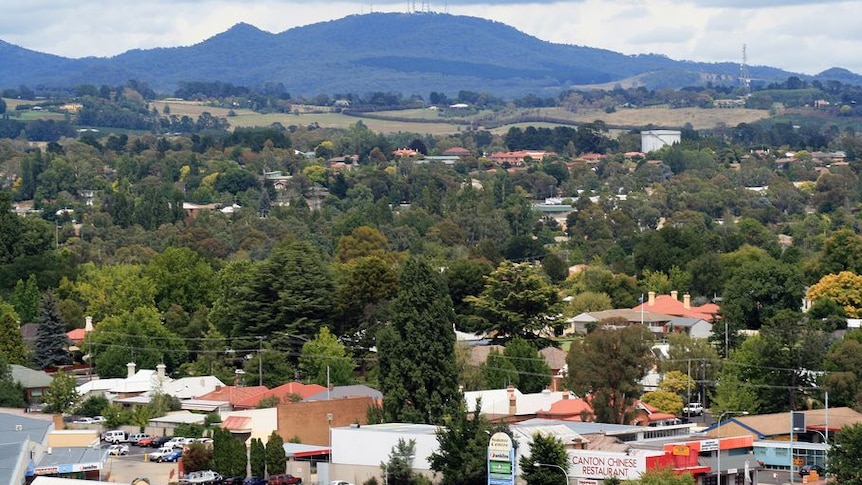 Mount Canobolas with Orange in the foreground