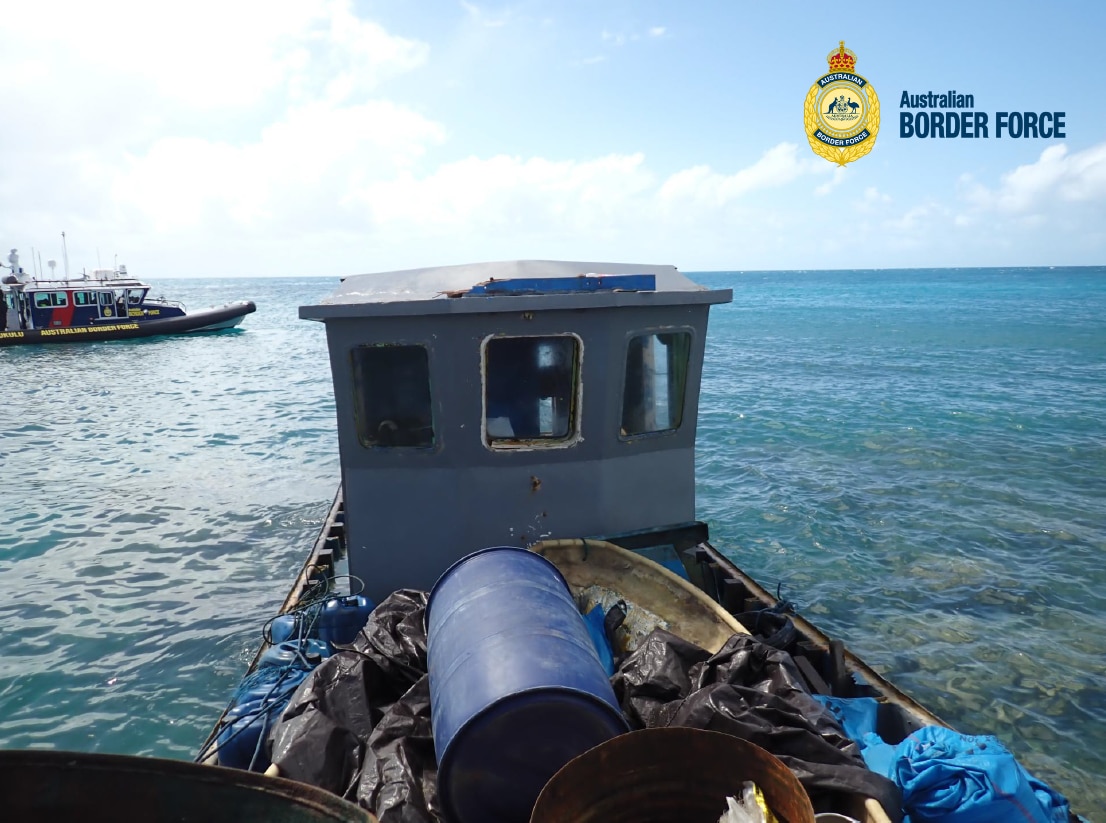 Charter guide spots foreign fishing boat, crew detained