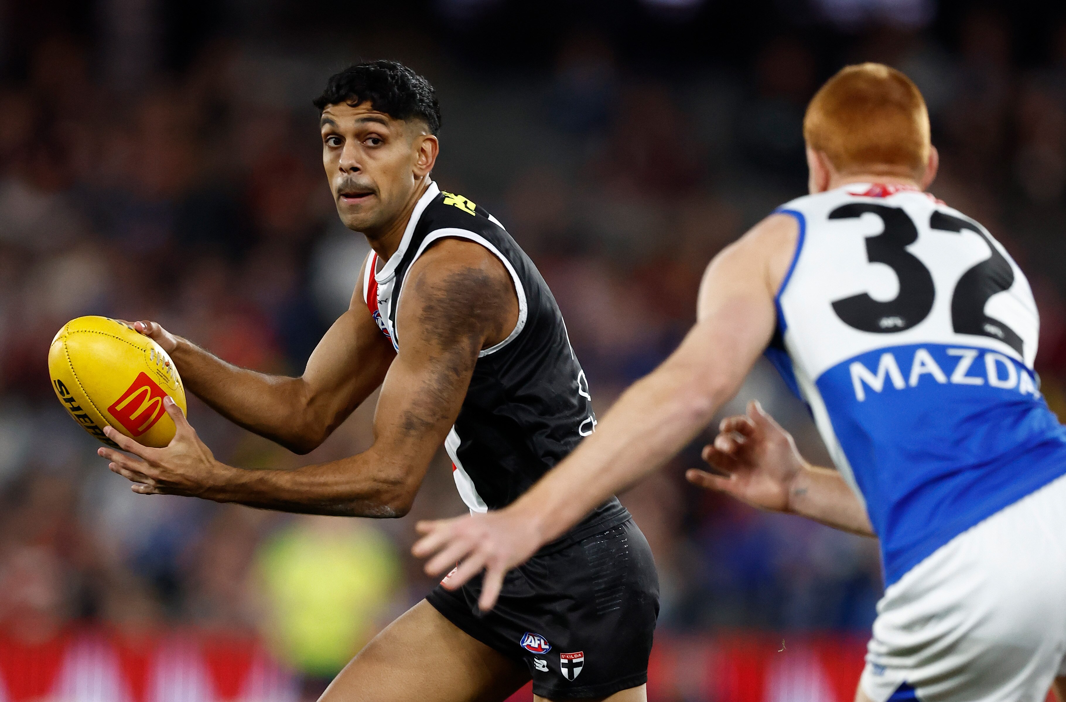 Live: Saints surge against Roos while Port lose star for Cats clash 