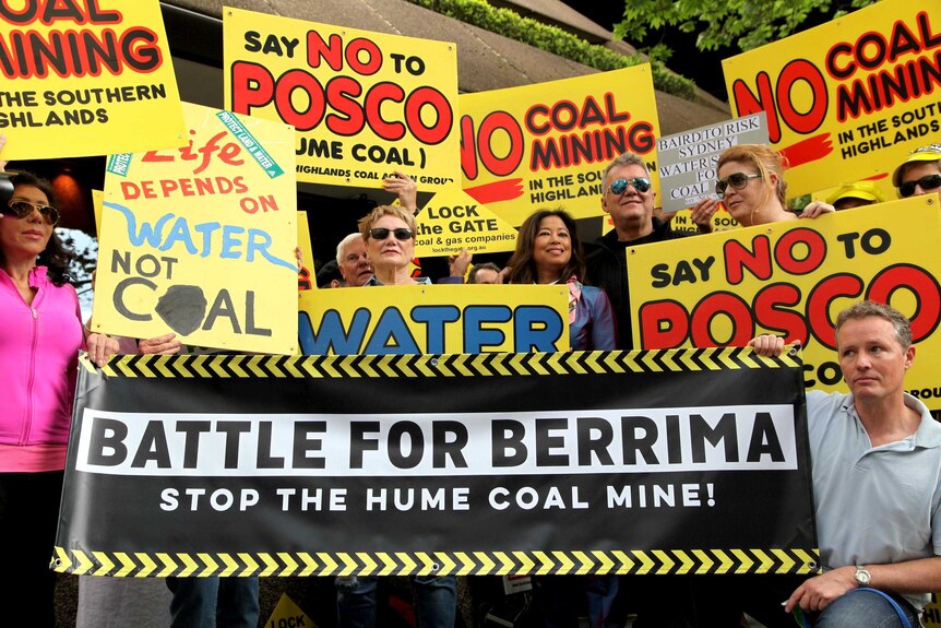 Jimmy Barnes joins fellow protesters opposing the POSCO (Hume Coal) coal mine.