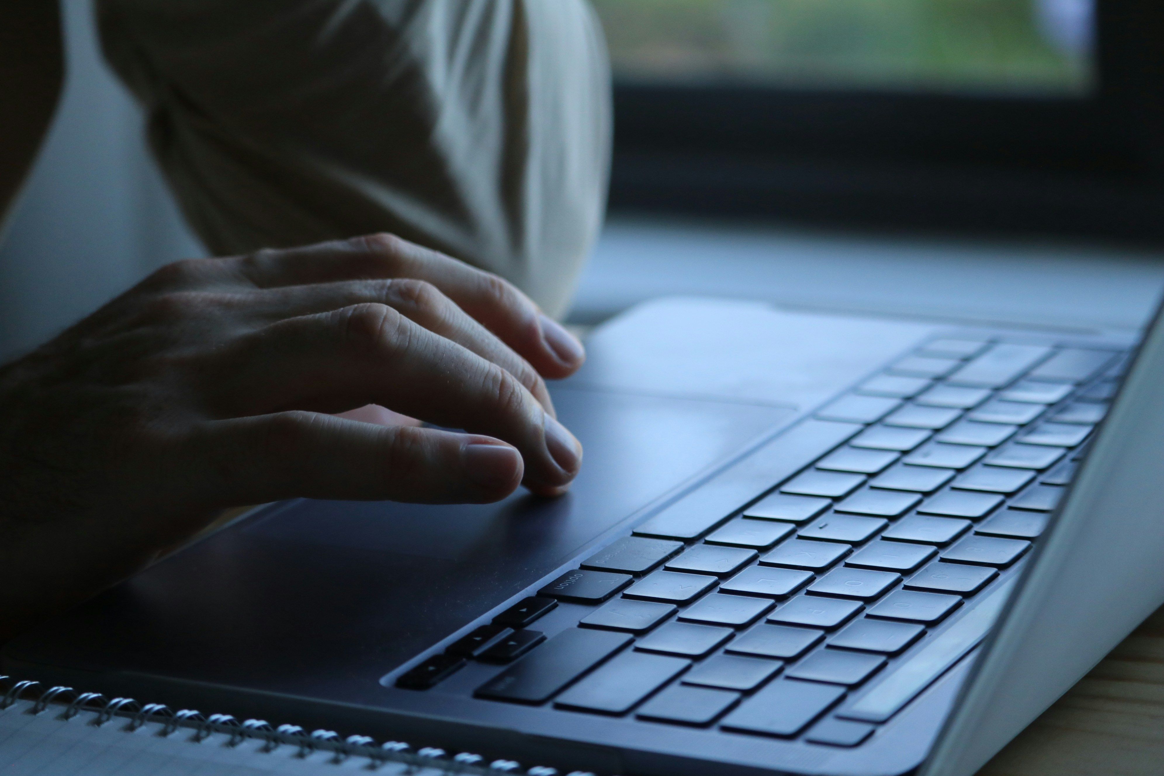 Report details link between attacks on Jews and online 'spikes of hate'