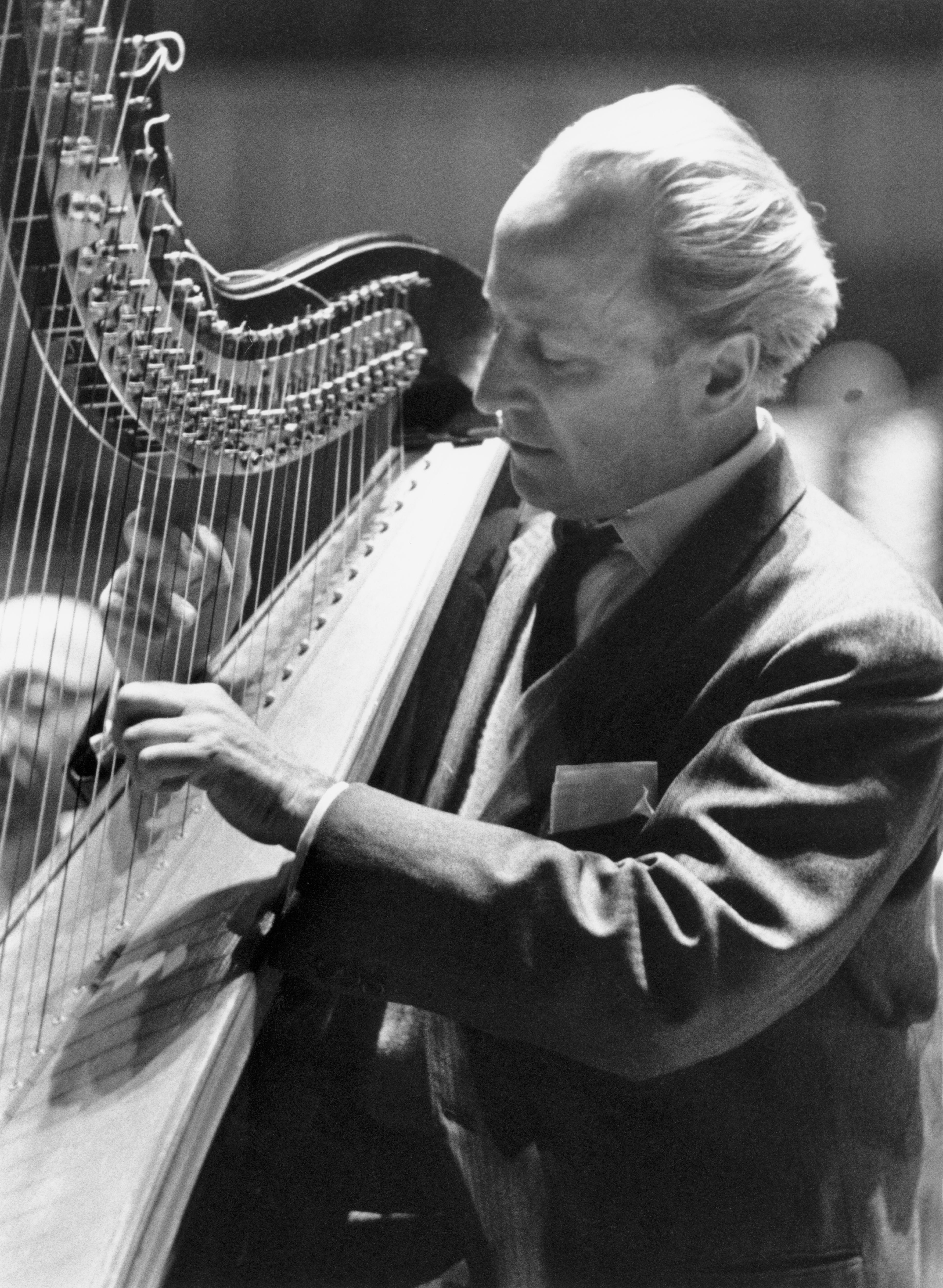 Harpist Nicanor Zabaleta - ABC News & Headlines – Australian Broadcasting Corporation
