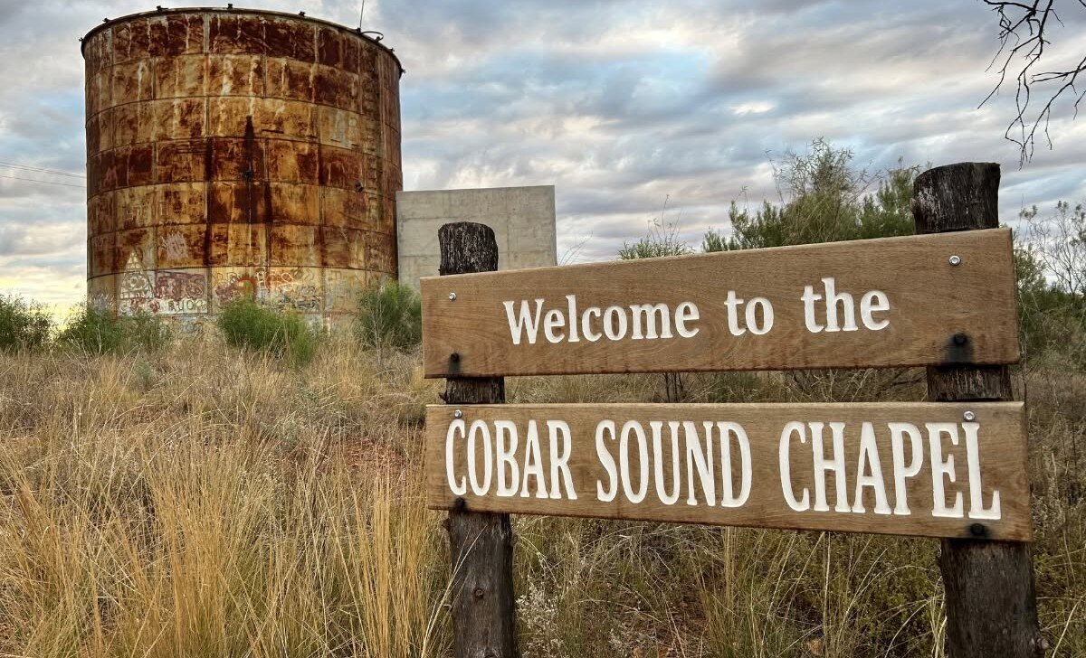 Outback music students perform in old water tank - ABC listen