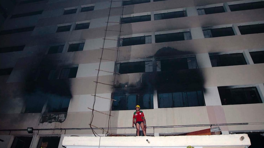 Deadly fire in Dhaka garment factory