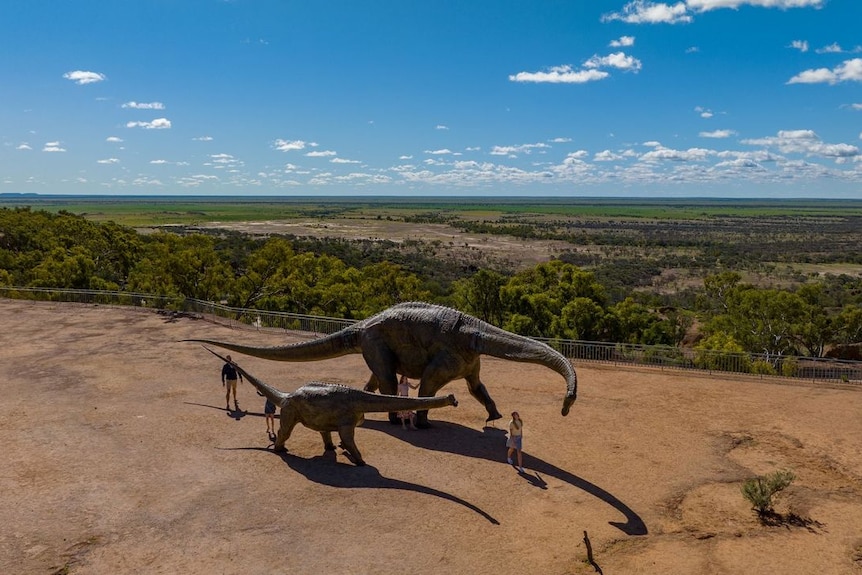 statues of sauropods outside Australian Age of Dinosaur museum at Winton. 