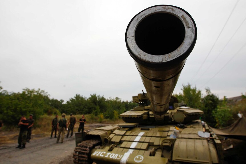 Ukrainian tank at Donetsk checkpoint