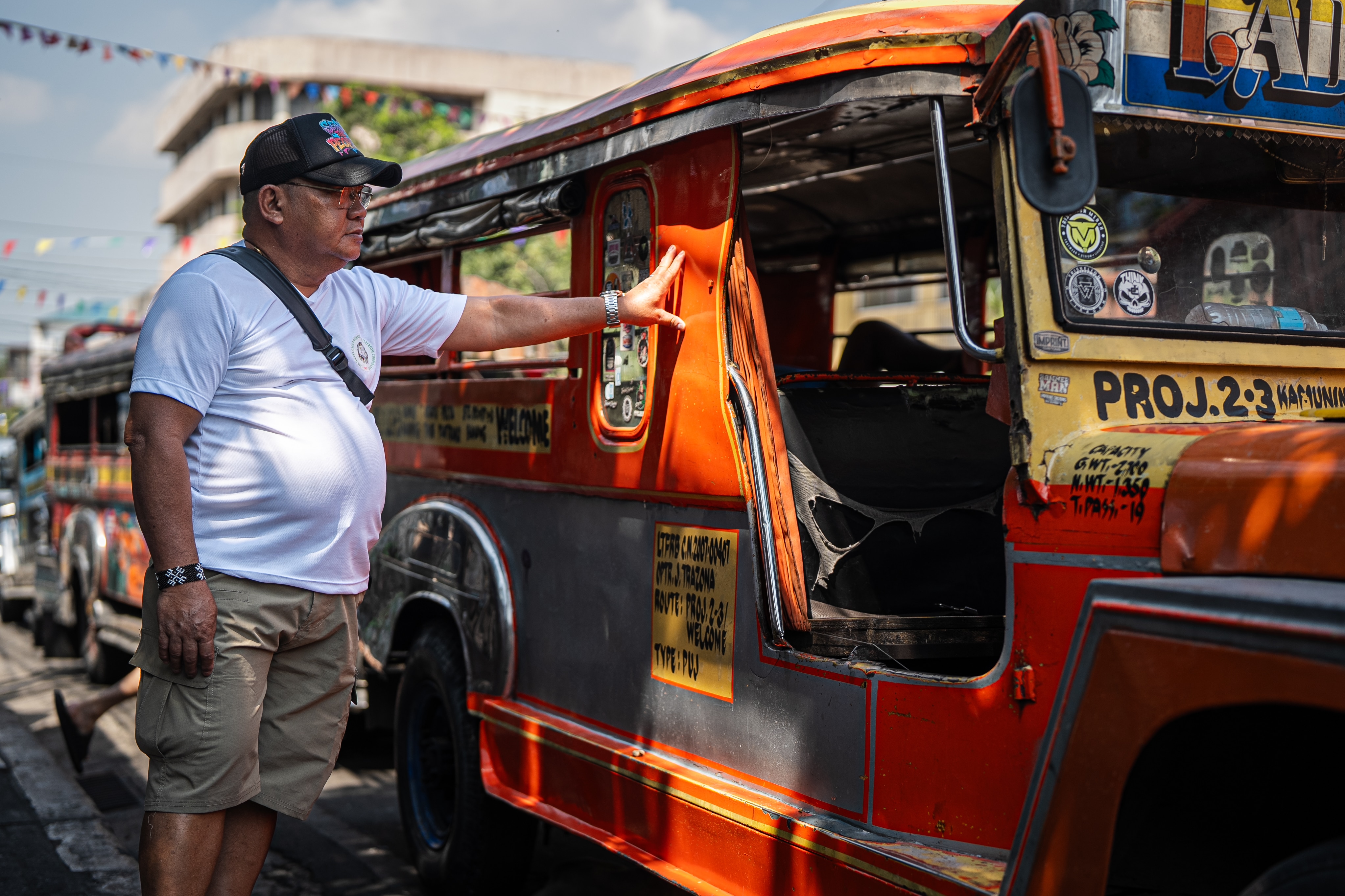 abc.net.au - Tim Swanston - How the Iran war is pushing US ally the Philippines into economic crisis