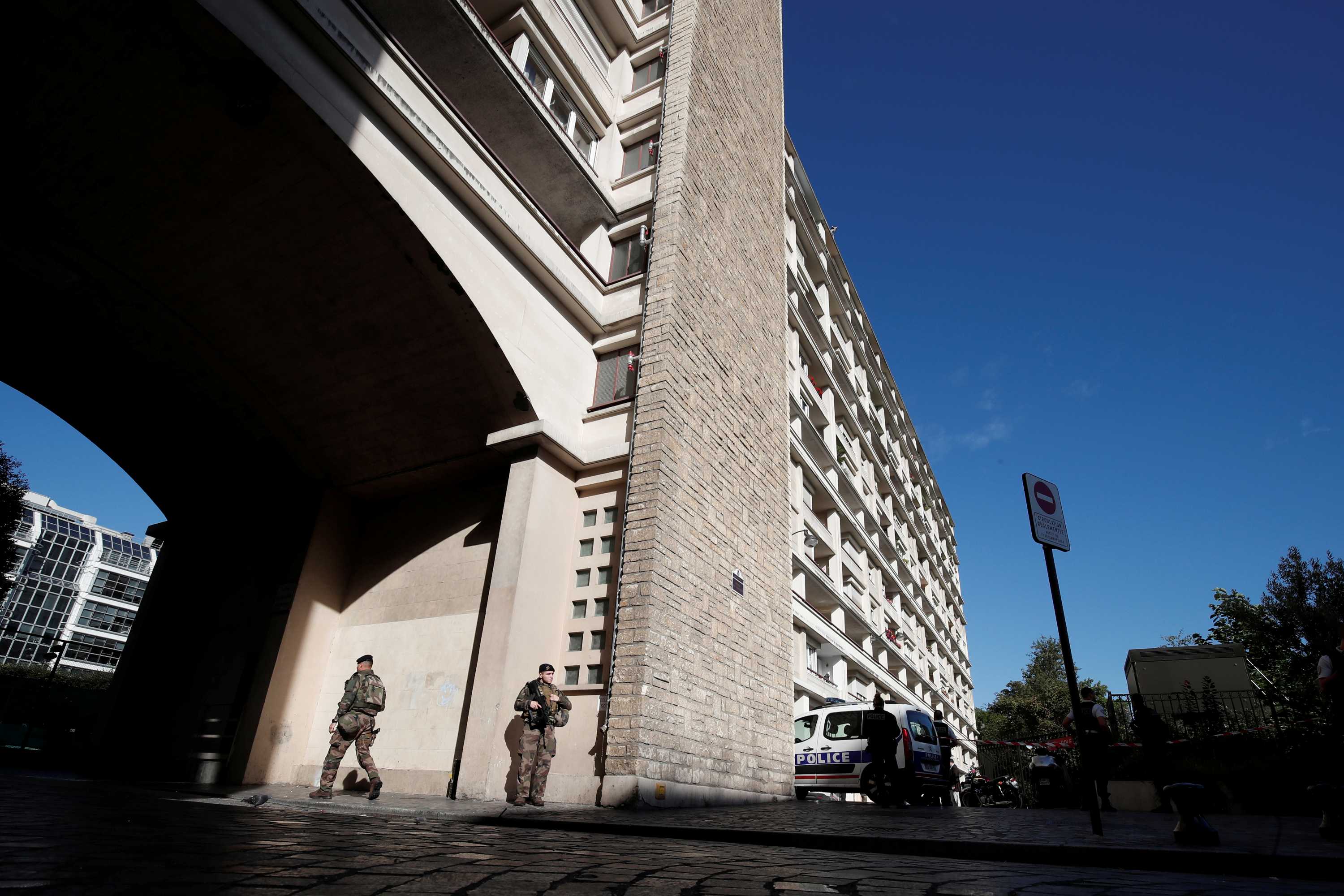 Paris attack: Six soldiers injured after being rammed by vehicle in ...