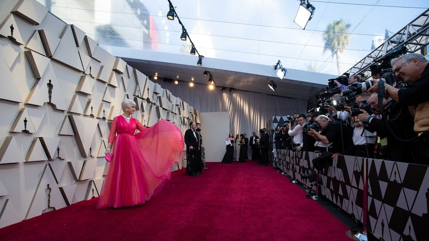 The Oscars red carpet is more than a ground covering — it's a full-on  journey - ABC News