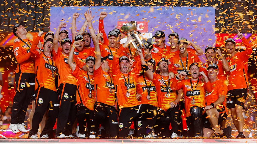 The Perth Scorchers celebrate winning BBL 11.