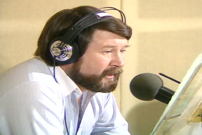 Derryn Hinch working as a radio broadcaster and journalist in Melbourne in 1986.