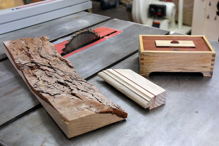 Lone pine wood made in to keepsakes