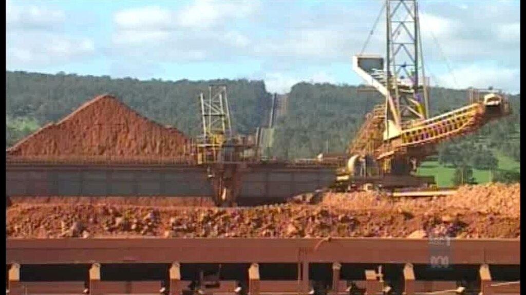 Alcoa fined over pollution from refinery - ABC News