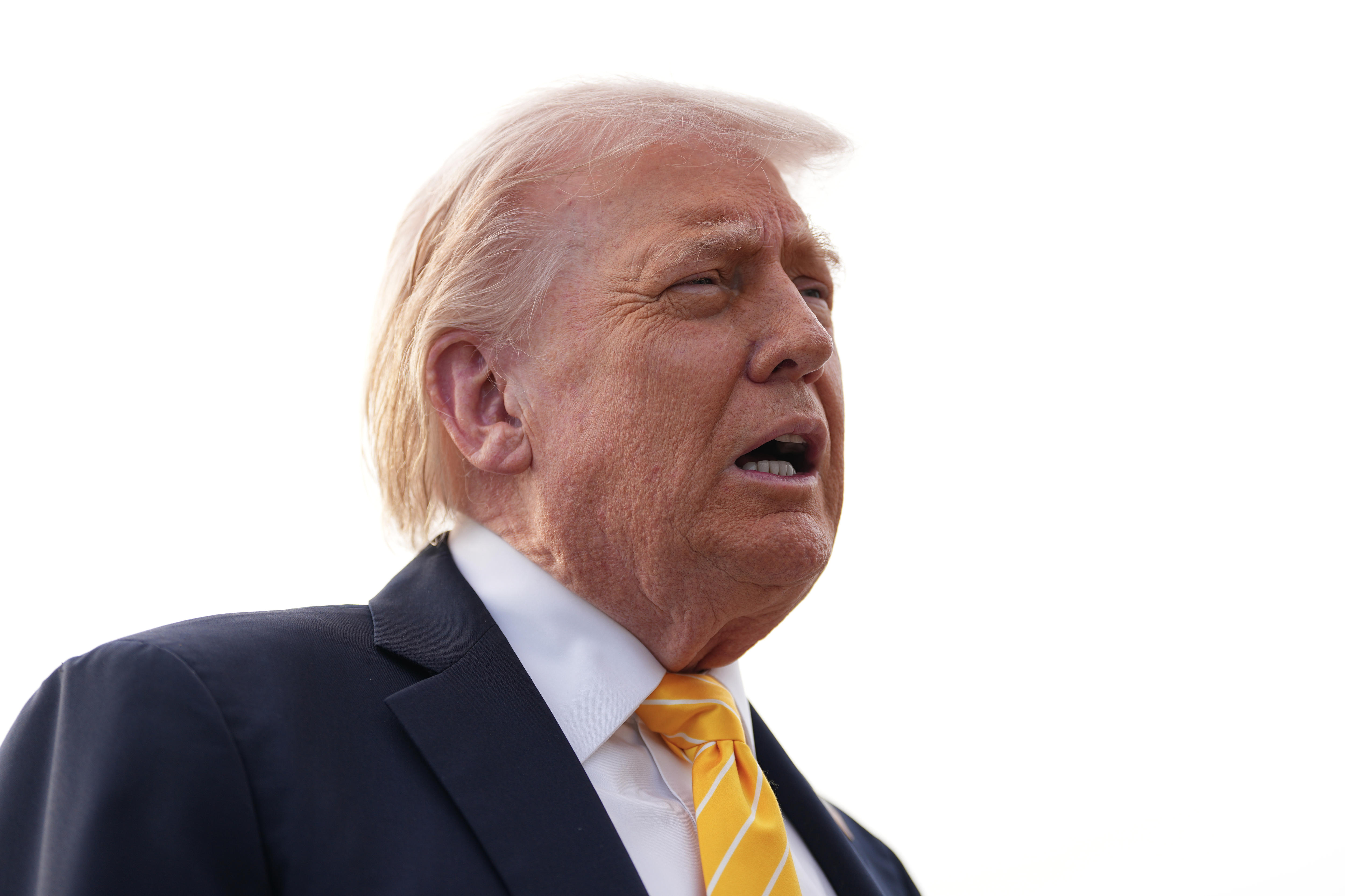 Live: Donald Trump announces plan to escort ships out of Strait of Hormuz
