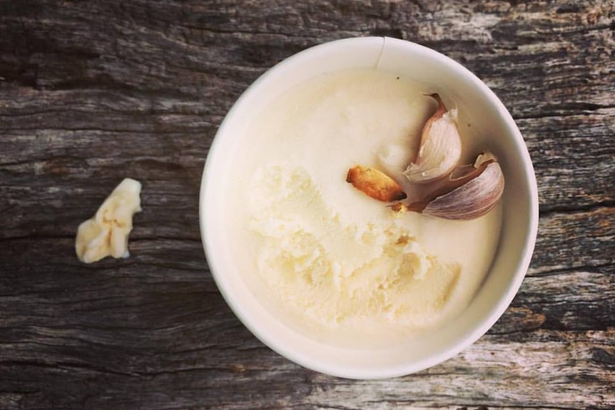 A close up photo of garlic ice cream.