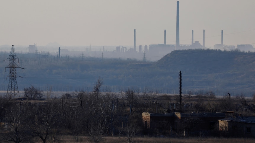 Россия требует полного контроля над коксохимическим заводом в Авдеевской области Украины
