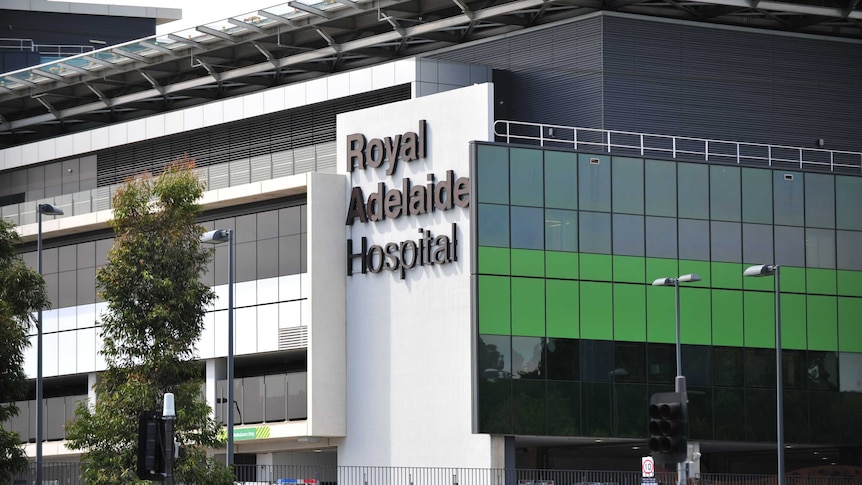 Two people admitted to Royal Adelaide Hospital with COVID-19, man moved out of ICU