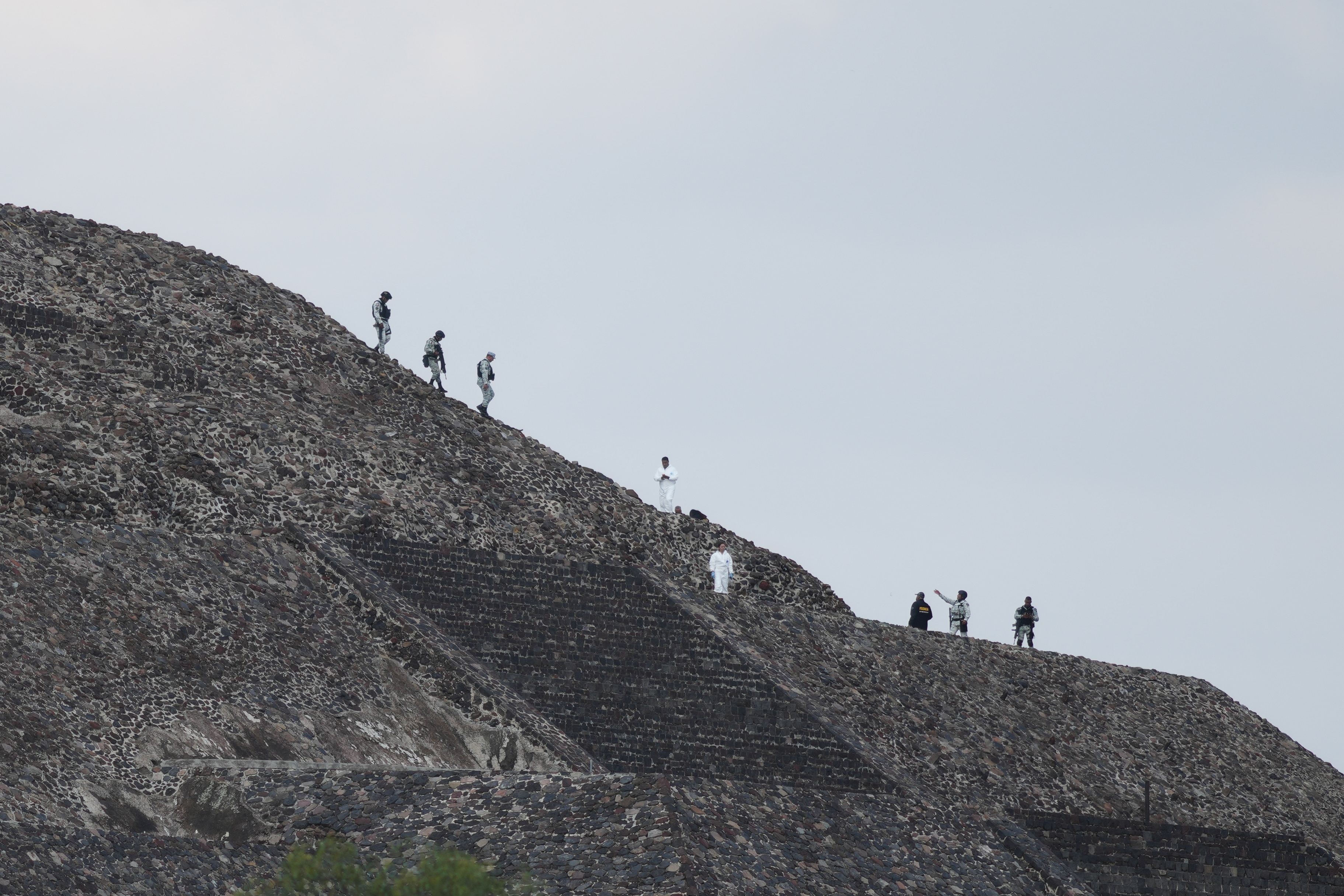 One dead and six injured after shooting at Mexico's Teotihuacán pyramids