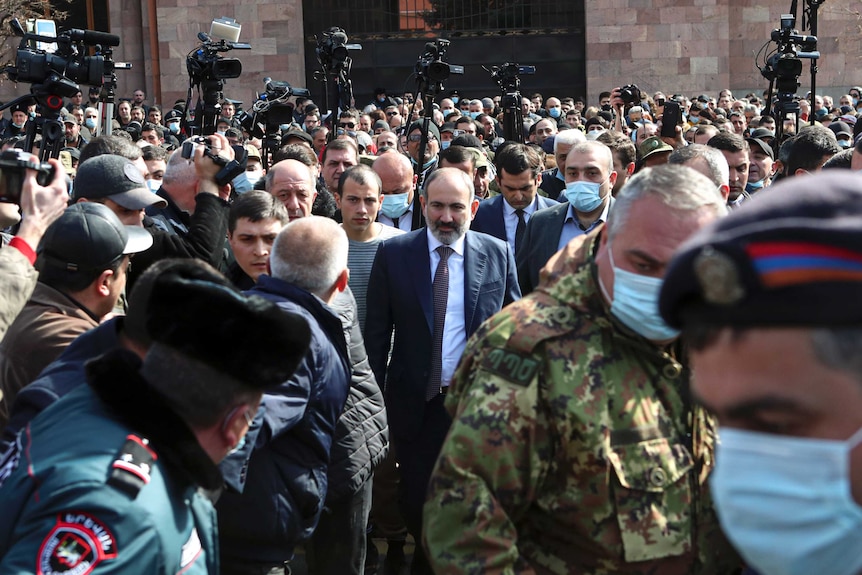 Armenia PM Nikol Pashinyan accuses army of attempted coup - BBC News