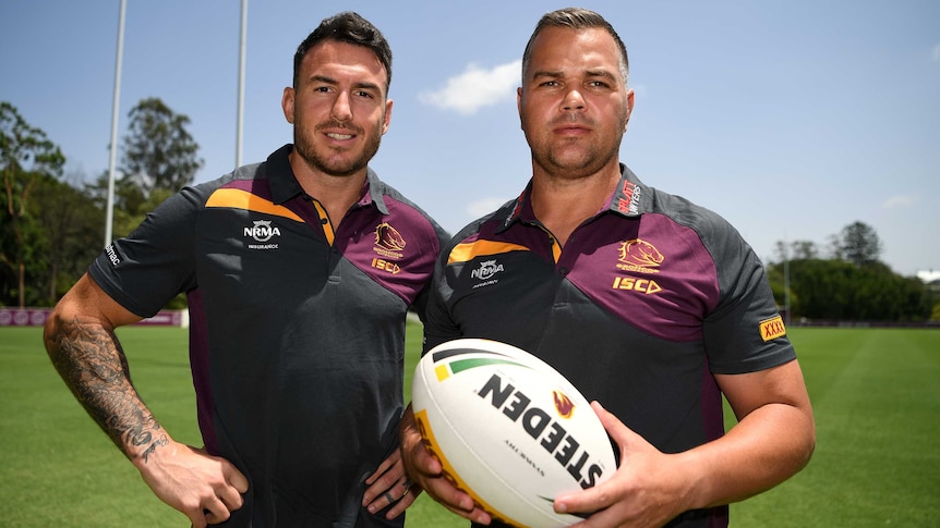 Brisbane Broncos new head coach Anthony Seibold (R) and captain Darius Boyd on December 3, 2018.