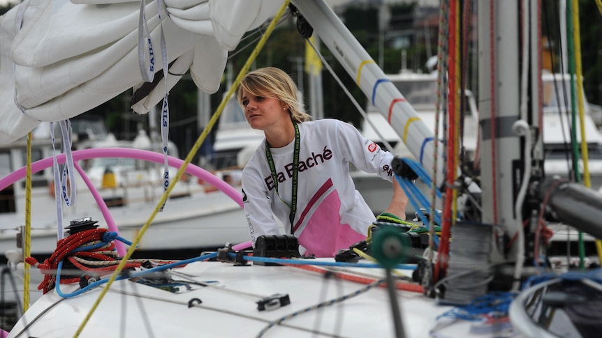 Jessica Watson prepares for Sydney to Hobart