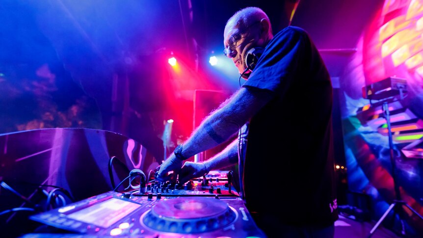Trance DJ Simon Zaicz is pushing 70 and still a weapon on the festival ...