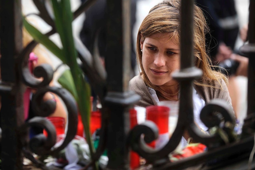 Tributes left for Spain train crash victims