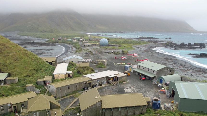 Cloud hangs over the hills at the Macquarie Island base station.