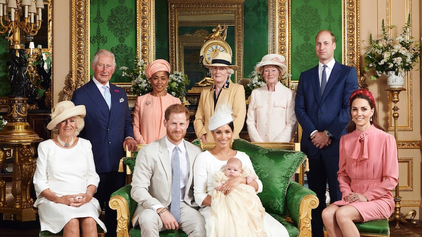 Harry, Meghan and Archie insideWindsor Castle and surrounded by family for an official portrait