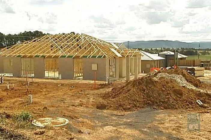 Families moving in to new houses have pushed up population figures in Crace and Casey.