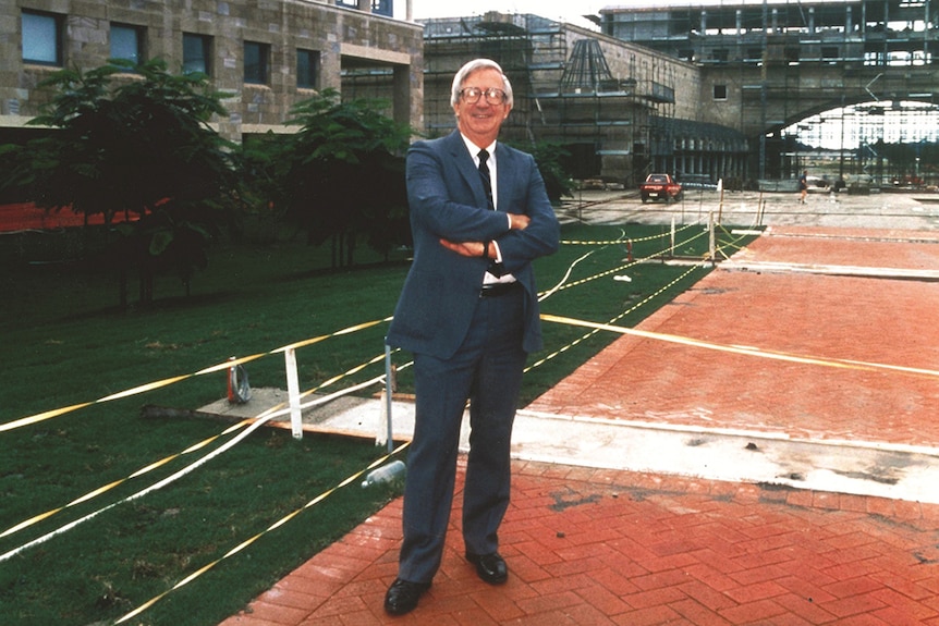 Bond University first vice-chancellor Don Watts