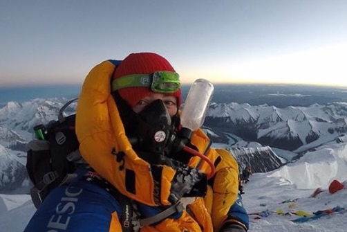Alyssa Azar reaches the summit of Mount Everest.