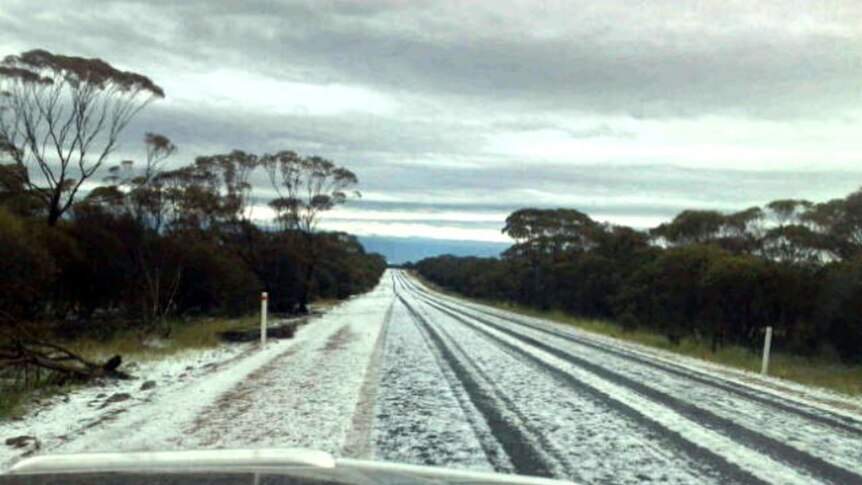 Hail on the road near Lock