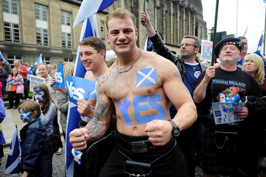 Pro-independence supporters rally