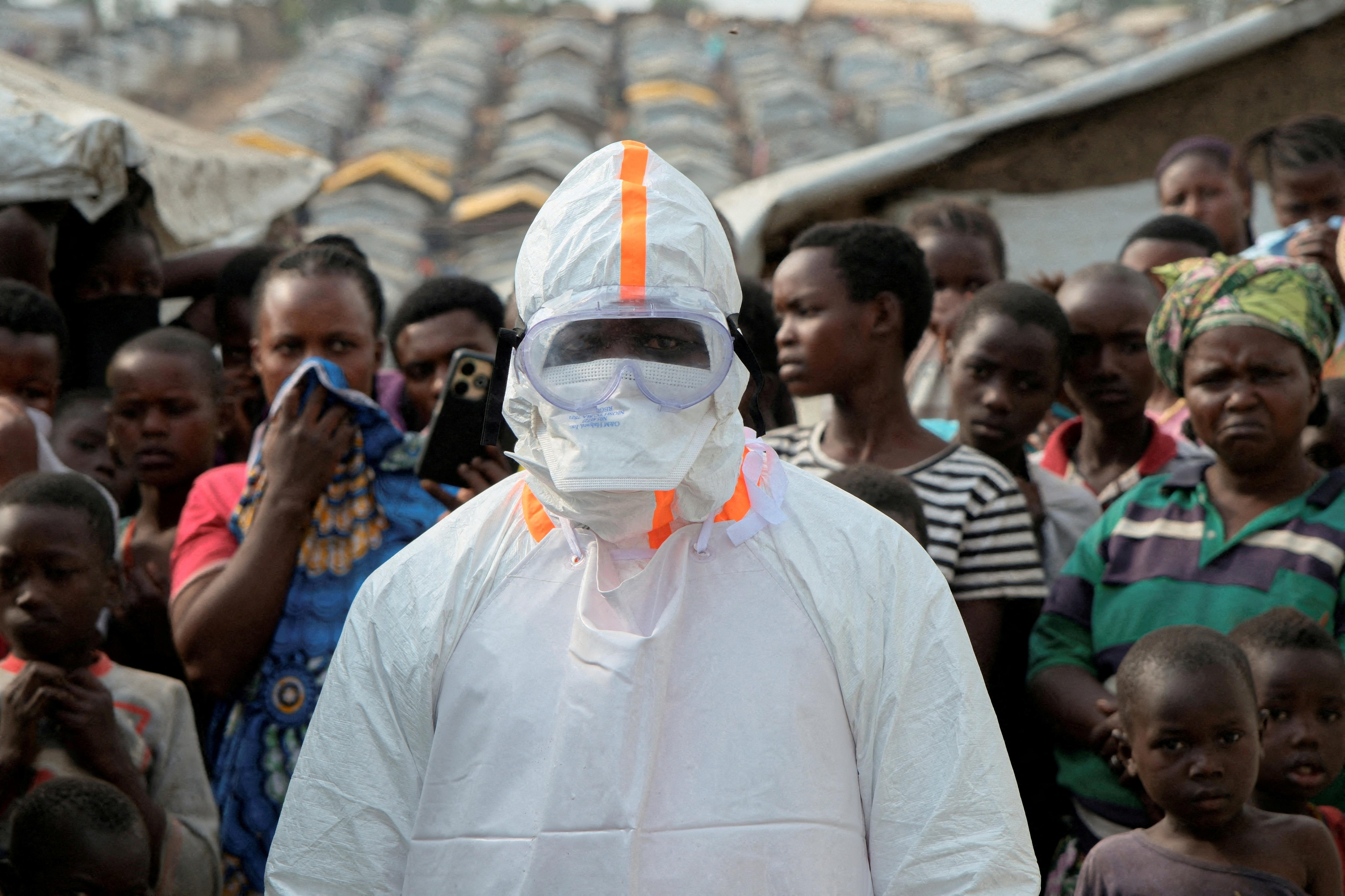 Ebola outbreak is 'fastest-growing ever' as 600 die