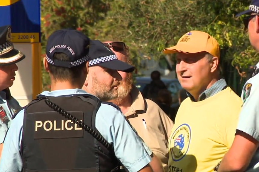 Police speaks to Clive Palmer supporter