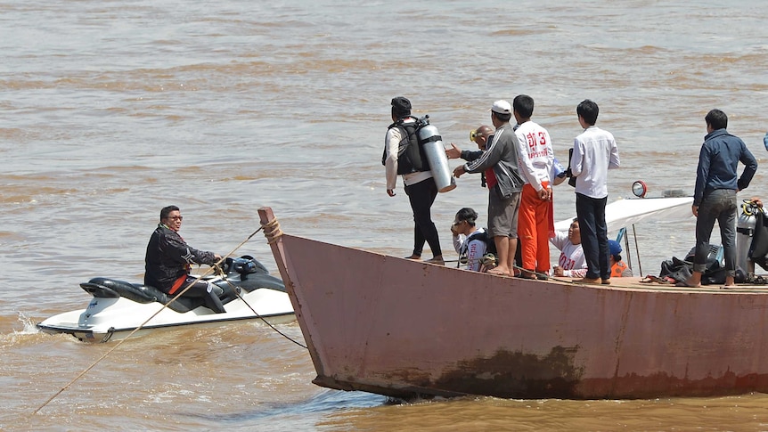 Laos plan crash search operation