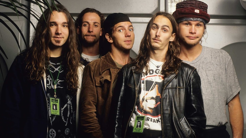 Pearl Jam's Ten caused a seismic shift in modern rock music - Double J