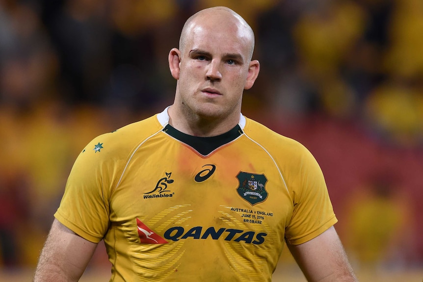 Stephen Moore wearing Wallabies jumper during 2016 Test against England.