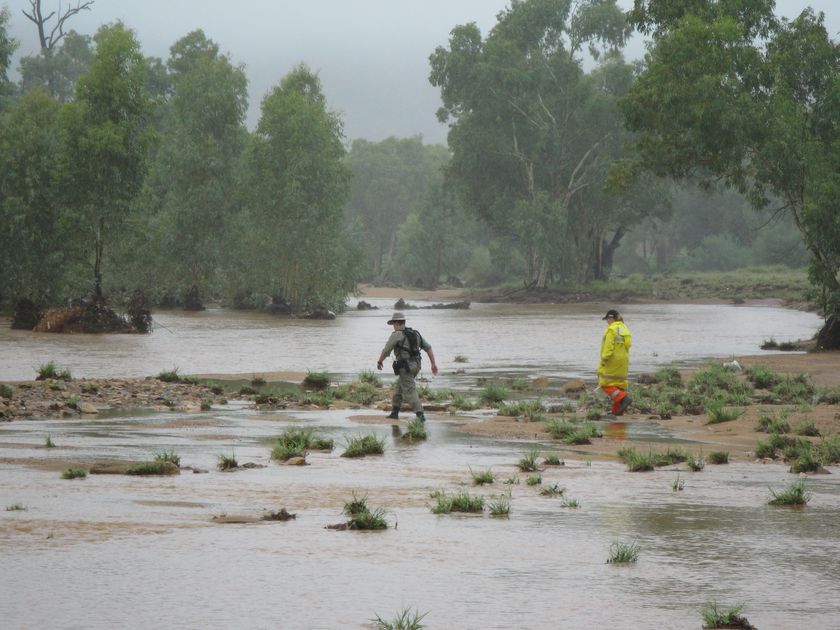 NSW weather: Man spends two days in cabin trapped by floodwaters - ABC News