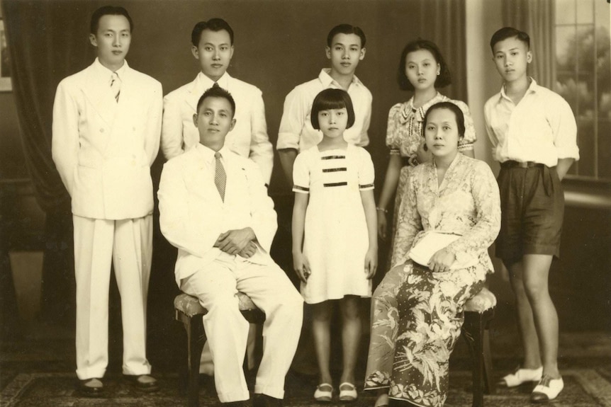 Ien’s father’s family