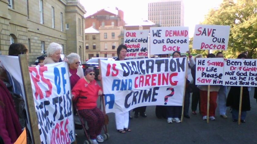Protesters outside Parliament House Hobart, supporting Scottsdale doctor Paul McGinity.