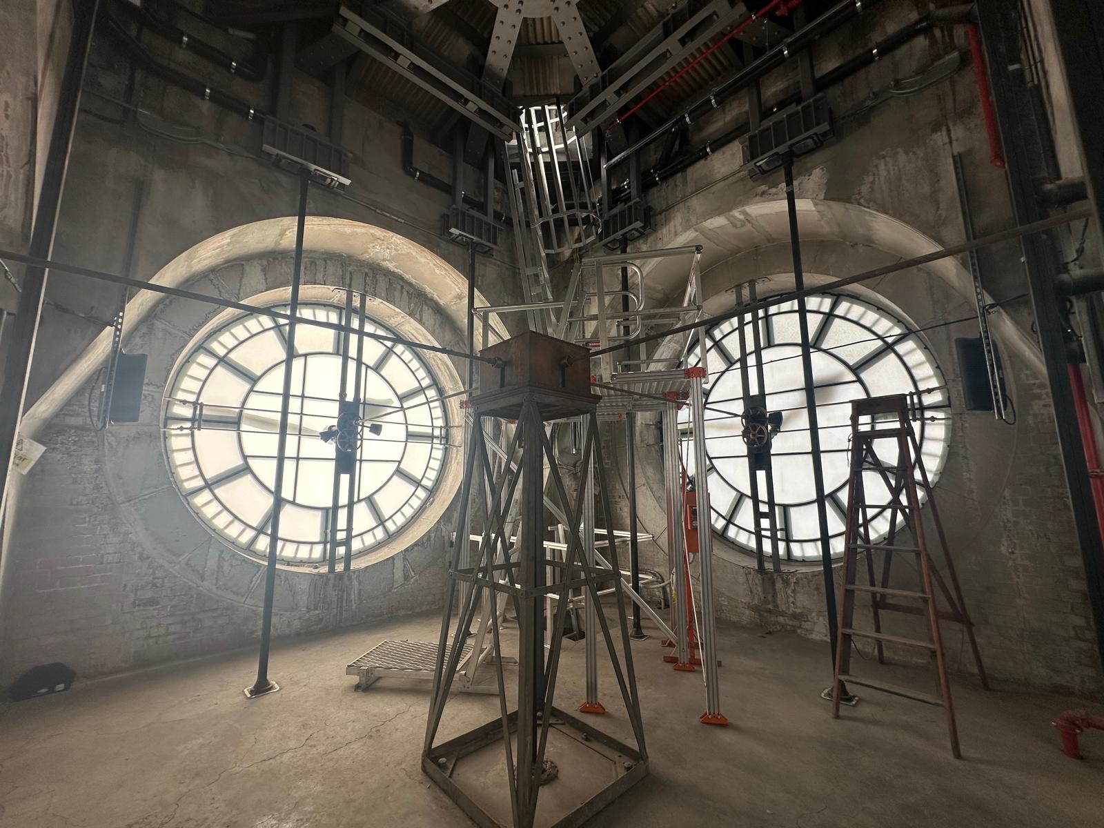 Clocks on Flinders St station's tower to stop for one week - ABC listen