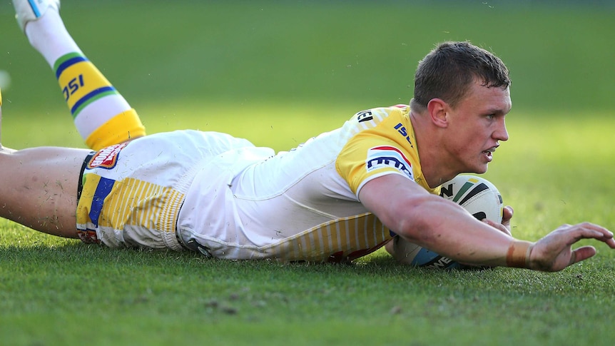Jack Wighton of the Raiders scores a try