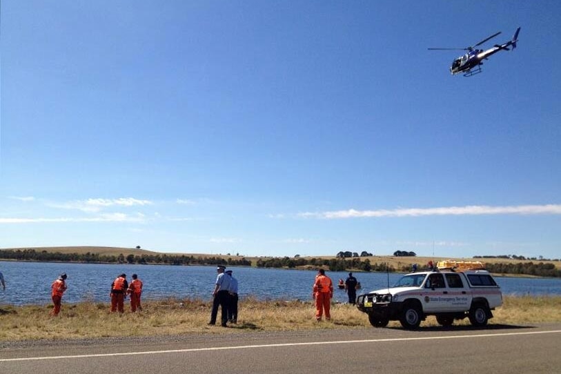 Search for missing canoeist at Pejar Dam.